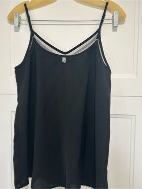 Amazon Essentials Black V-Neck Lightweight Camisole